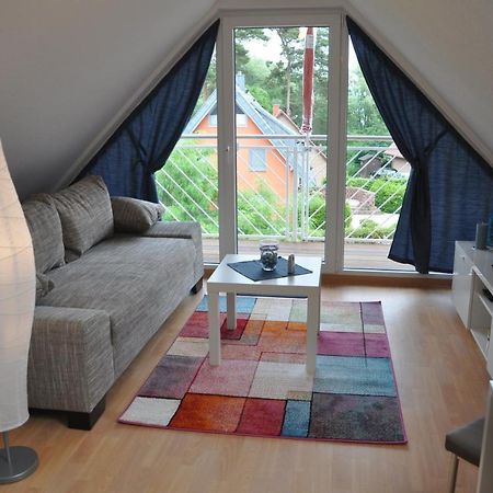 Ferienhaus Mueritzzauber / 1 Zimmer Dachgeschoss-Appartement Röbel Extérieur photo